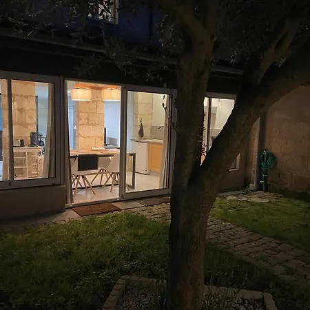 Apartment Paisible T2 Avec Jardin *